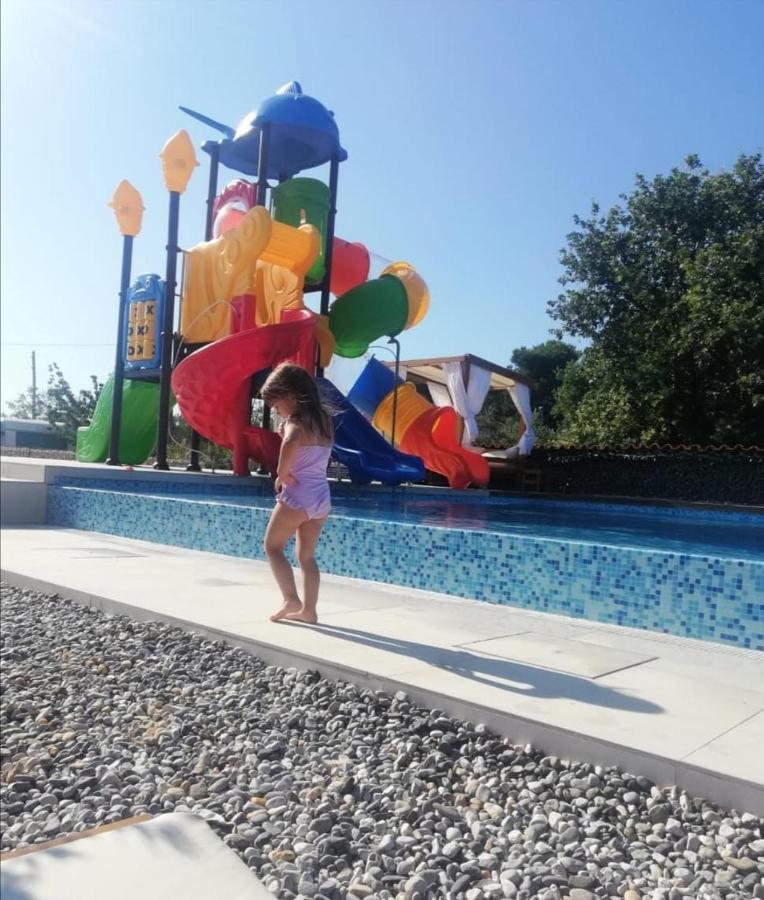 Mobilehome Elena Premium With Pool, Istria Banjole Zewnętrze zdjęcie